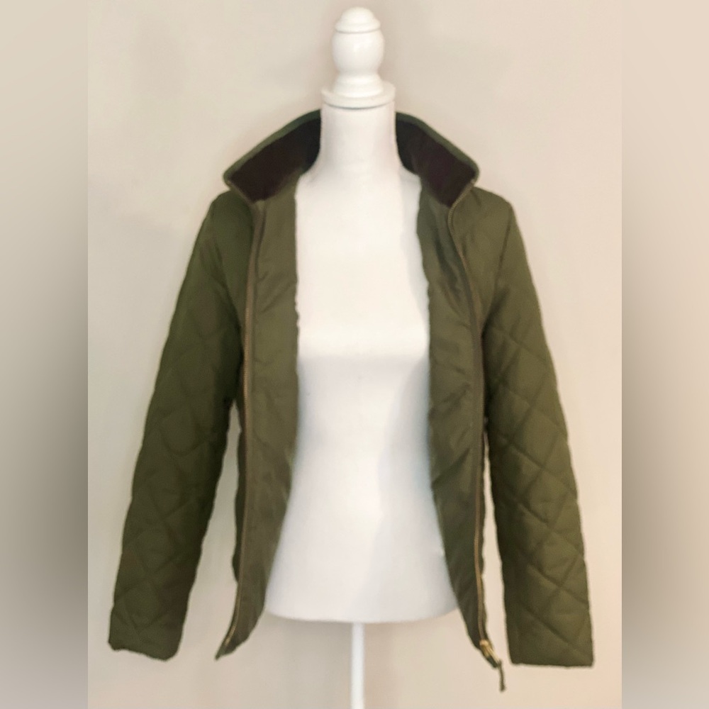 J Crew Quilted Puffer Jacket Corduroy Olive Green Small Women’s Cabincore - Picture 4 of 9